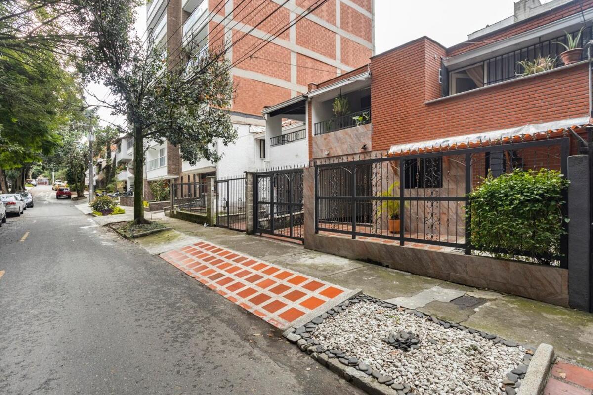 Panoramico Hotel Medellin Exterior photo